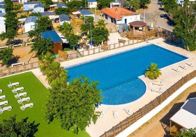 Anthony Mh 140 Hotel ปอร์-ลา-นูแวลล์ ภายนอก รูปภาพ